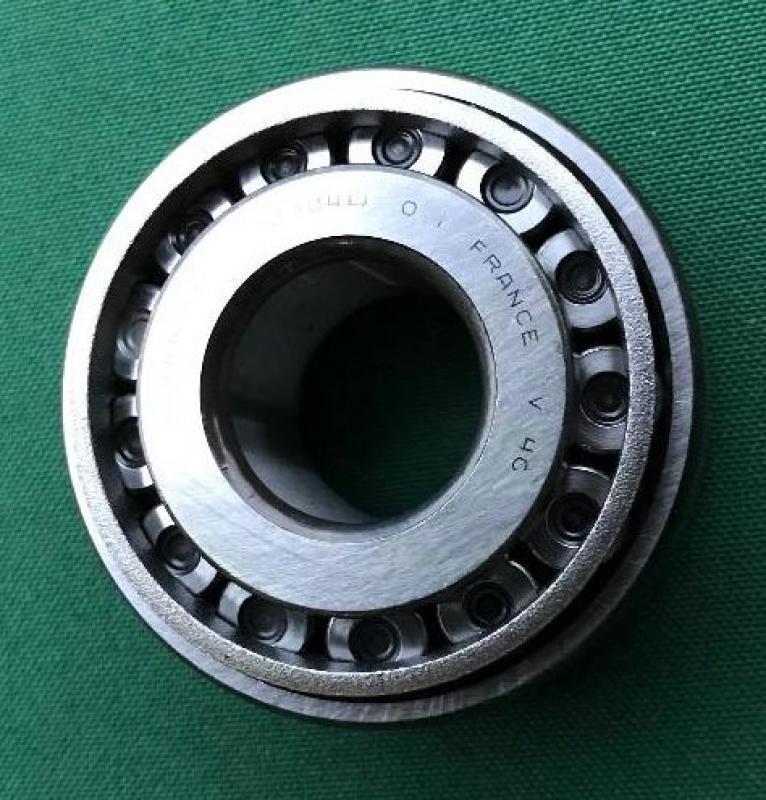 Wheel bearing front axle V8 - outer