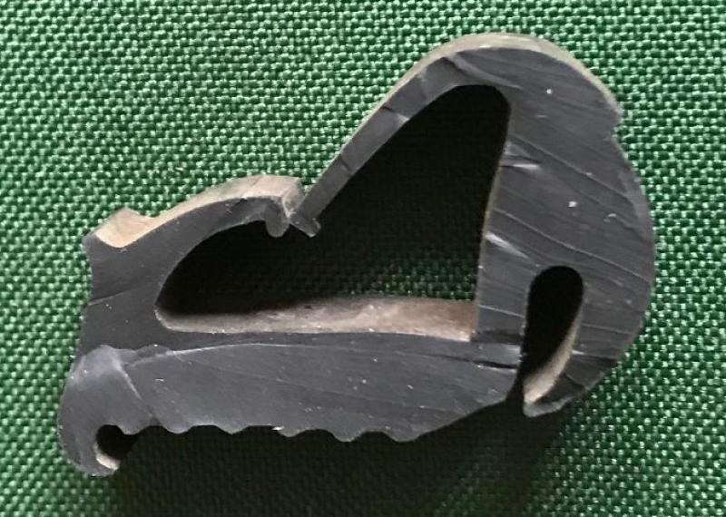 Gummiprofil Dachlinie Facellia Coupé